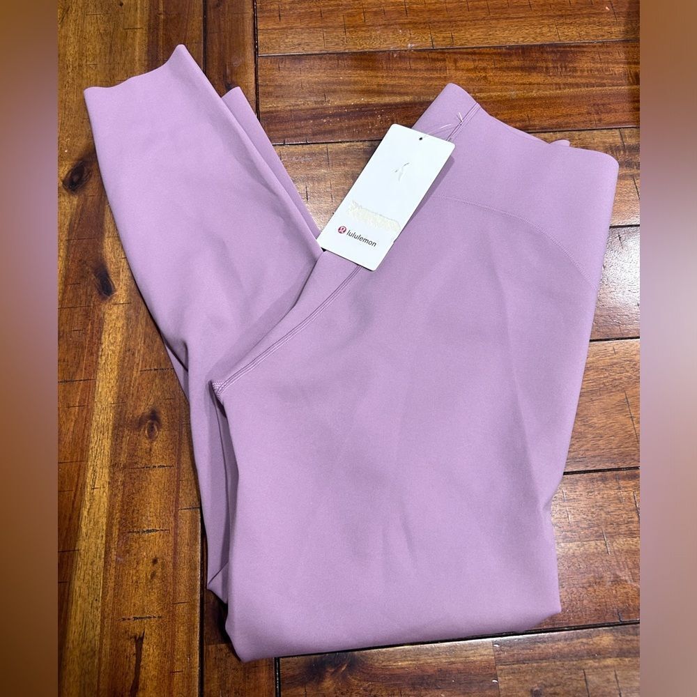 New Glow Up High Rise Tight 25”